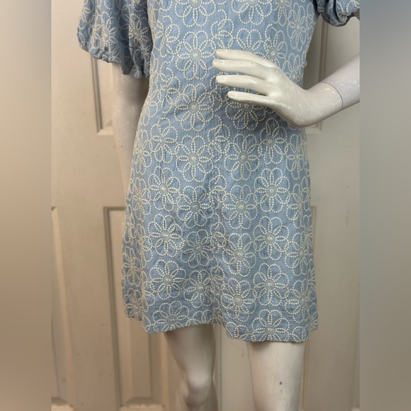 MARBLE Blue and White Floral Mini Dress Size Medium - Picture 15 of 15